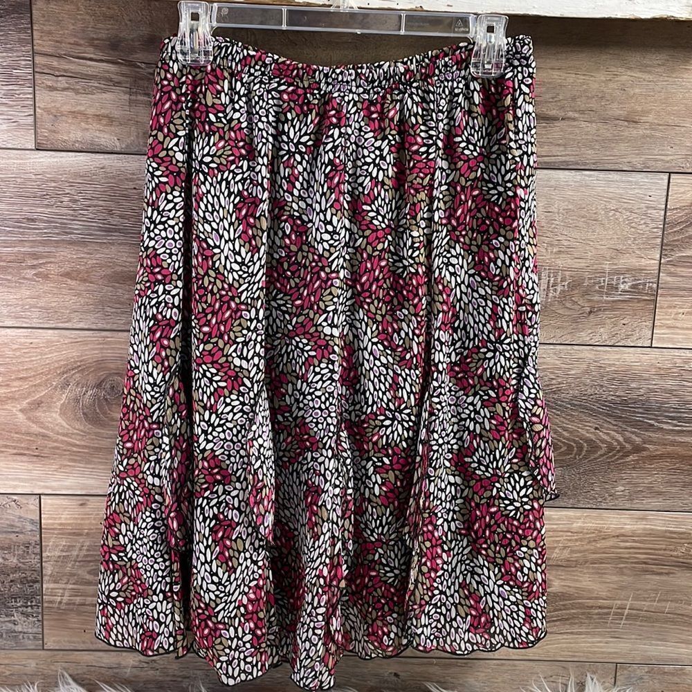 CounterParts Floral Full Skirt w/ Ruffled Bottom, Size Medium,Fushia,Black,White